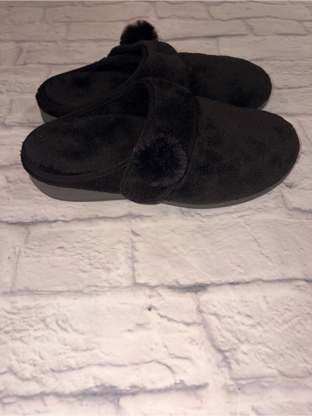 Vionic Emily Slipper - Women's, Black Size 8